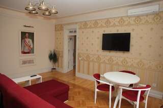 Отель Fontush Boutique Hotel Ивано-Франковск Улучшенный люкс-1