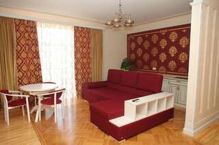 Отель Fontush Boutique Hotel Ивано-Франковск Улучшенный люкс-2