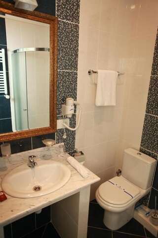 Отель Fontush Boutique Hotel Ивано-Франковск Стандартный одноместный номер-3