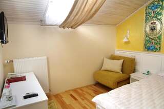 Отель Fontush Boutique Hotel Ивано-Франковск Стандартный одноместный номер-6